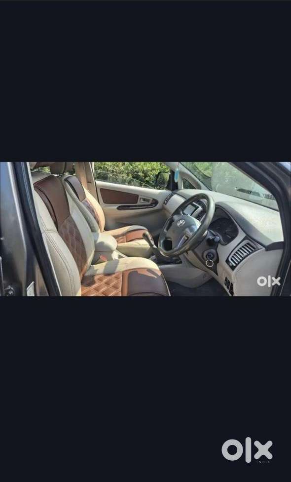 Toyota Innova 2014