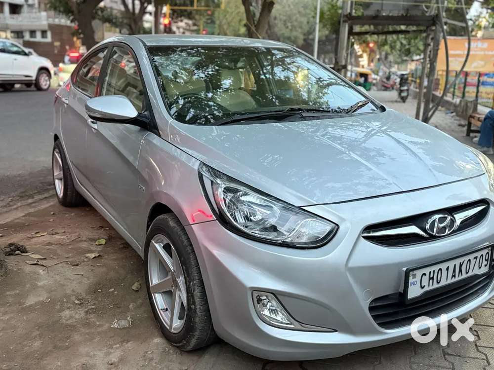 Hyundai Verna 2011