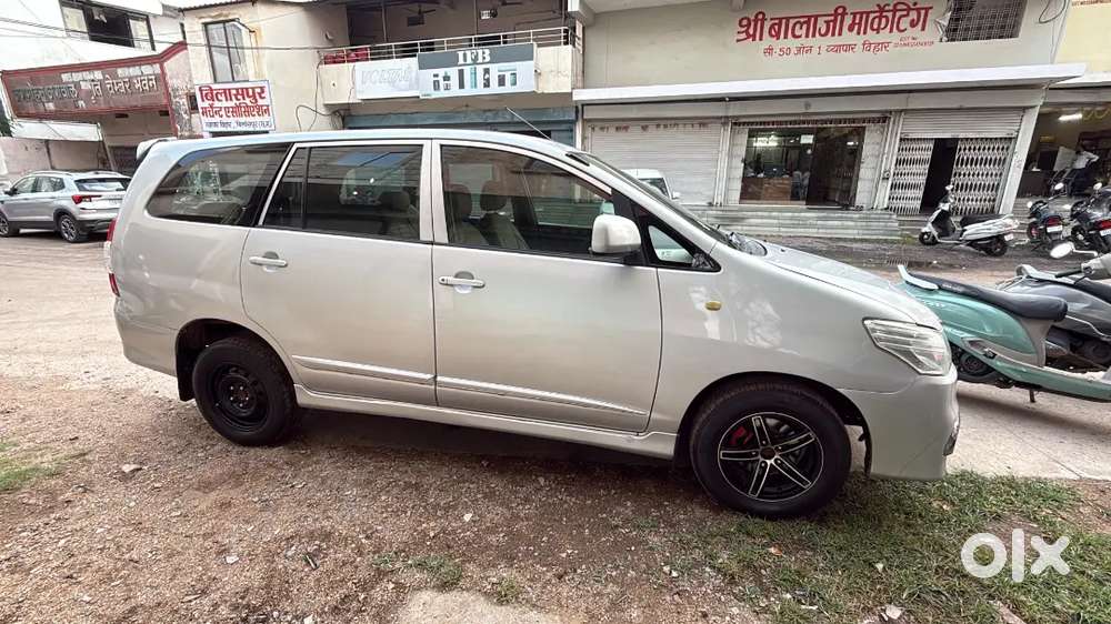 Toyota Innova 2016 Diesel Well Maintained