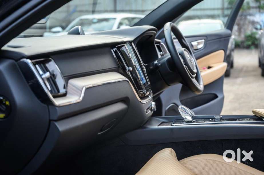Volvo Xc60 2.0 B5 Ultimate, 2023, Petrol