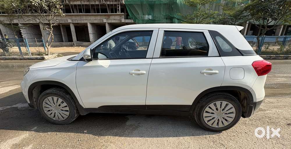 Maruti Suzuki Brezza 1.5 Lxi Cng, 2022, Cng & Hybrids
