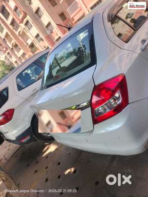 Maruti Suzuki Swift Dzire Lxi, 2016, Petrol
