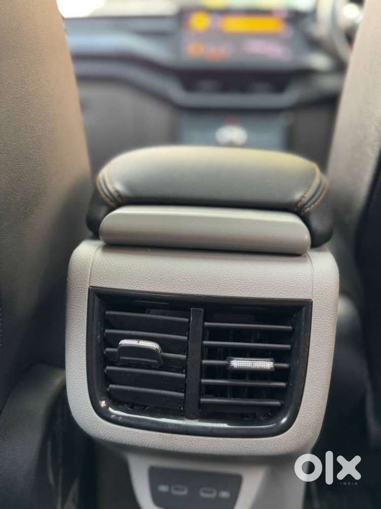 Skoda Kushaq Style 1.0l Tsi Mt, 2022, Petrol