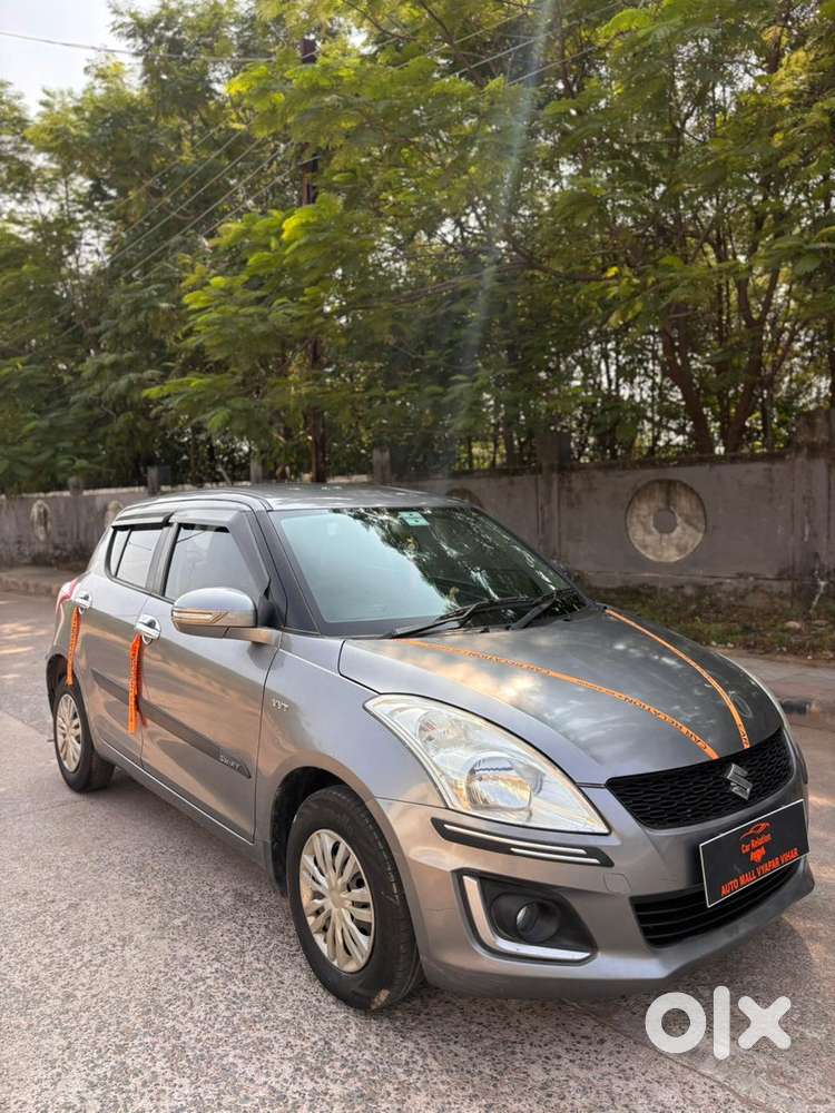 Maruti Suzuki Swift Vxi Optional, 2016, Petrol