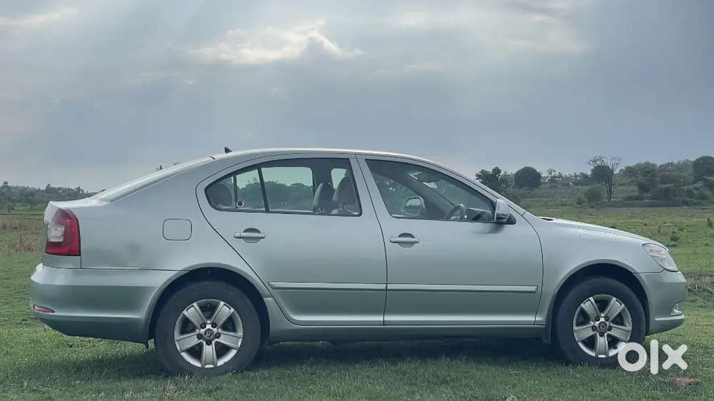Single Owner Skoda Laura 2009 Diesel 100% Original Car