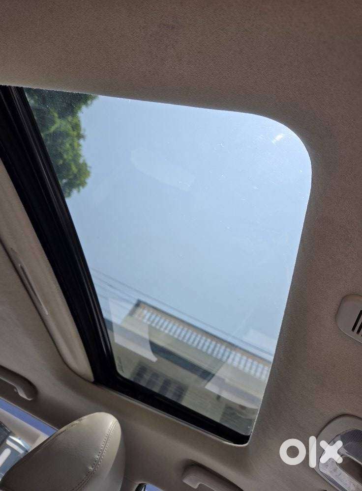 Mahindra Xuv300 W8 Option Diesel, 2022, Diesel