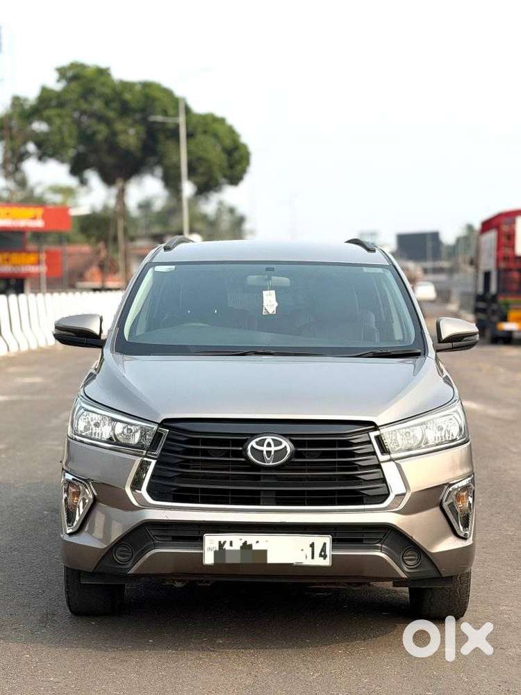 Toyota Innova Crysta 2.8 Gx At, 2022, Diesel