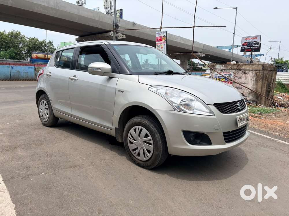 Maruti Suzuki Swift Vxi, 2011, Petrol