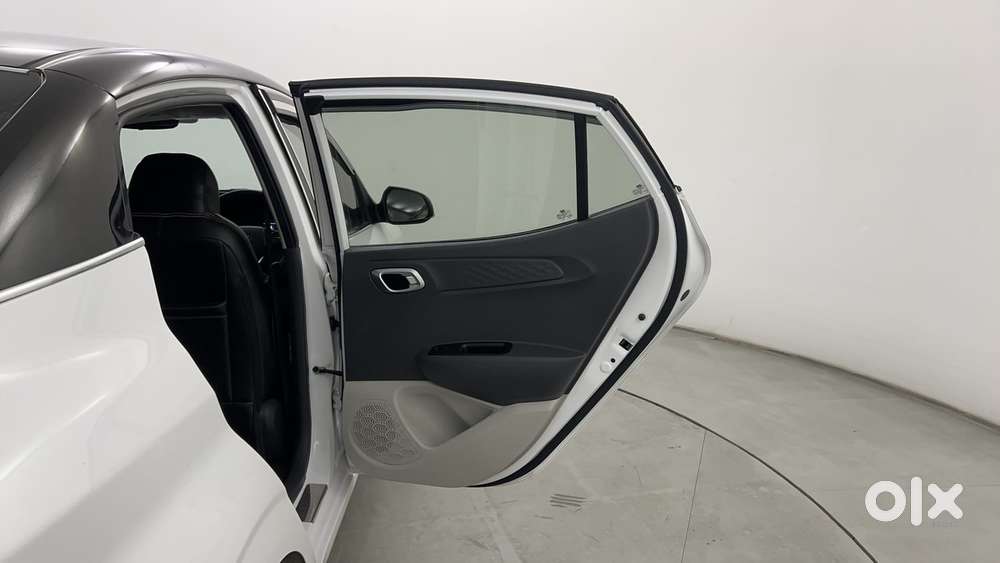 Hyundai Aura 1.2 Sx Cng, 2024, Cng & Hybrids