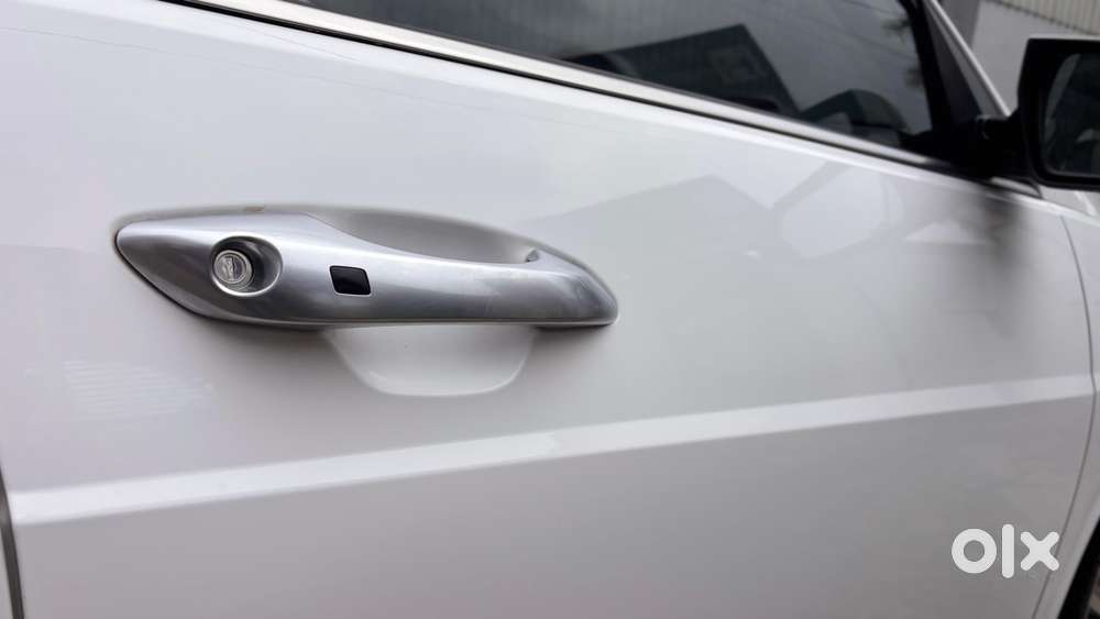 Hyundai Verna, 2023, Petrol