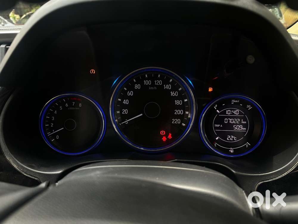 Honda City Petrol 2016 Sunroof Car