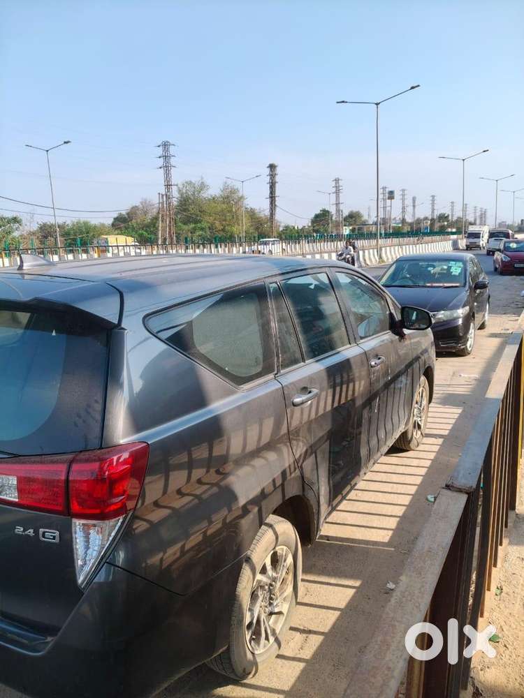 Toyota Innova Crysta 2022