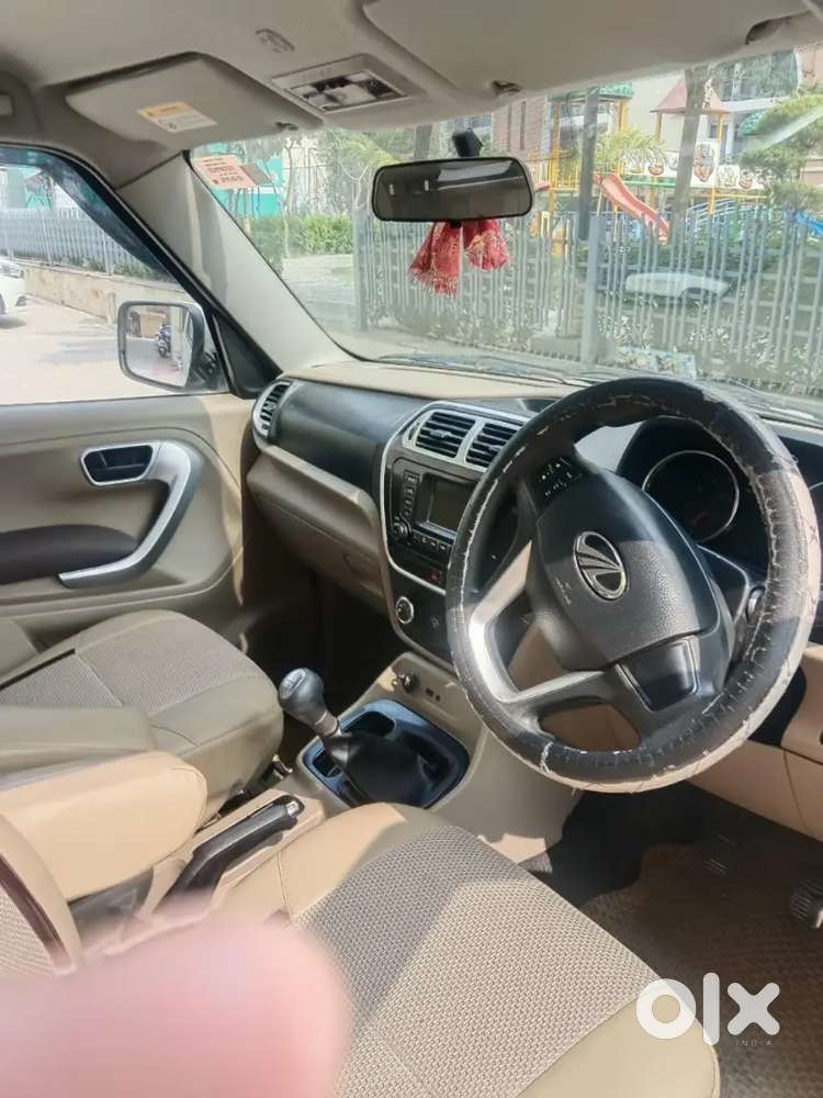 Mahindra Tuv 300 2016