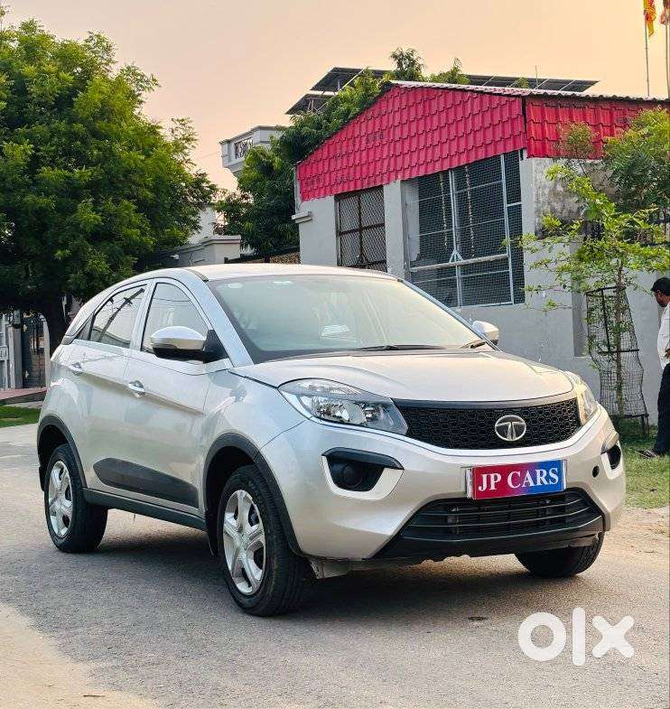 Tata Nexon 1.5 Revotorq Xm (s), 2019, Petrol