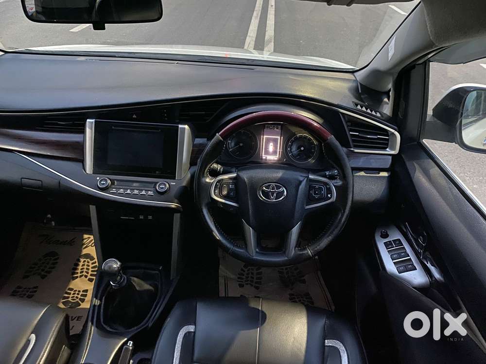 Toyota Innova Crysta 2.4 V 8 Str, 2018, Diesel