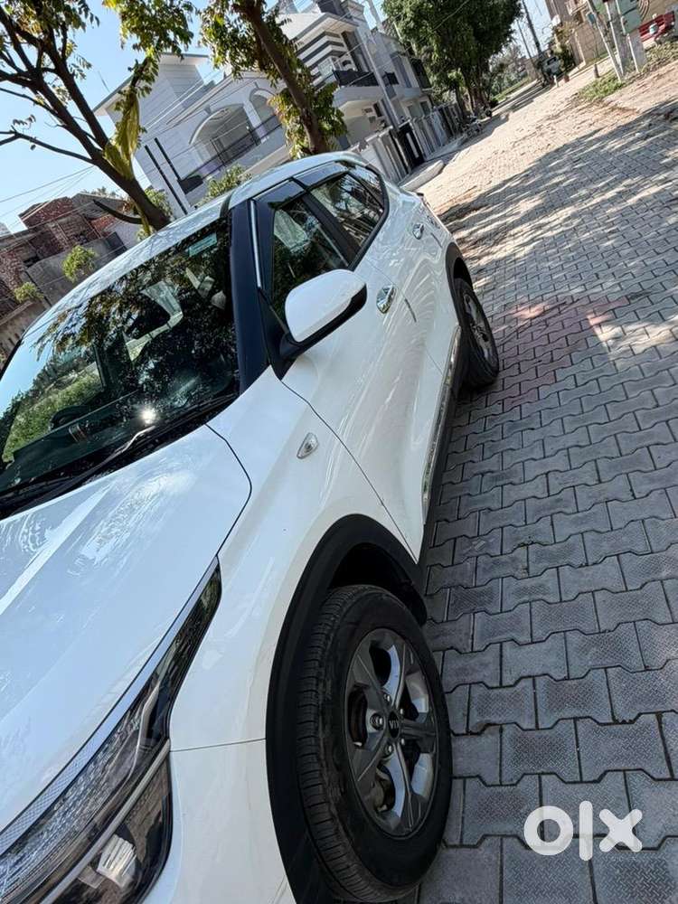 Kia New Seltos 2023 Diesel Well Maintained