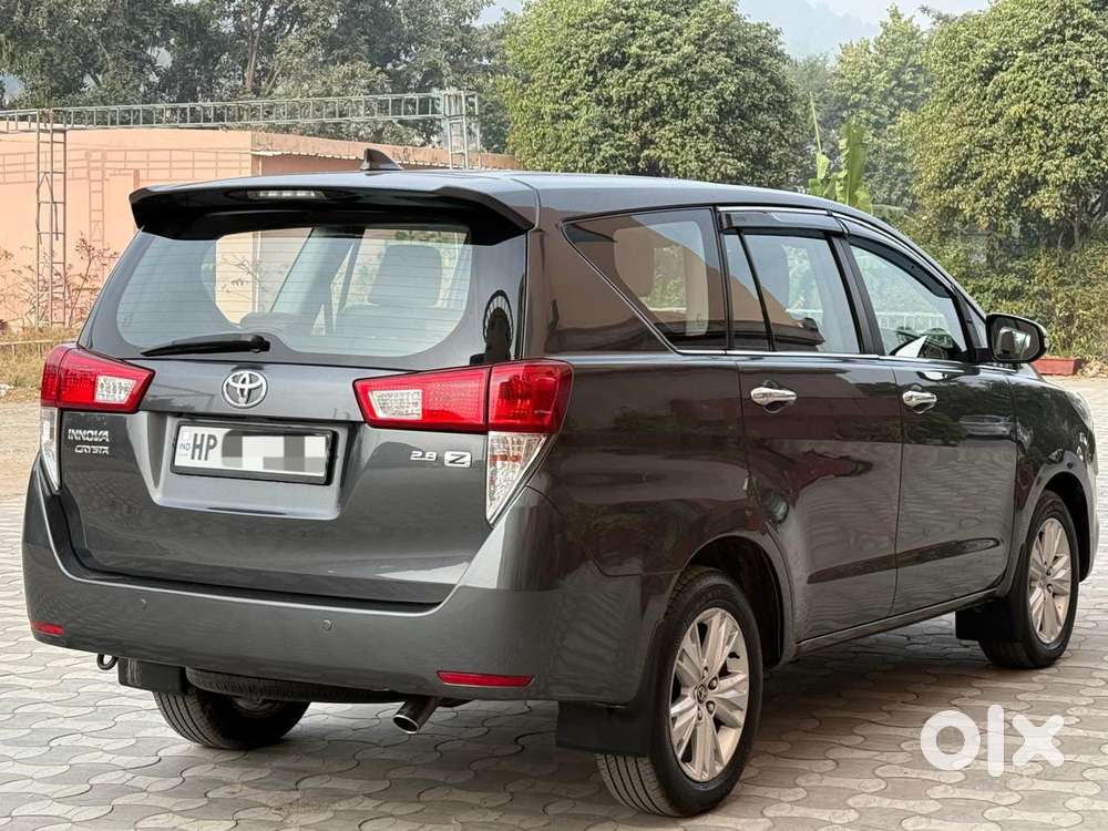Toyota Innova Crysta 2.8z Automatic, 2016, Diesel