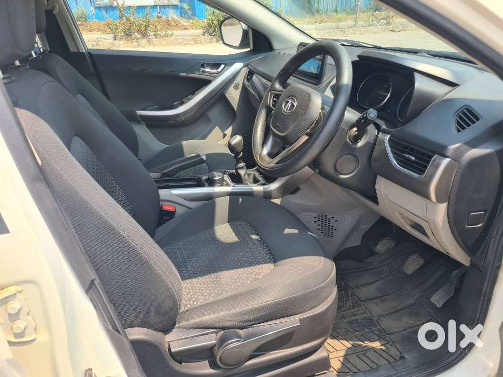 Tata Nexon 1.5 Revotorq Xz Plus Premium, 2018, Diesel
