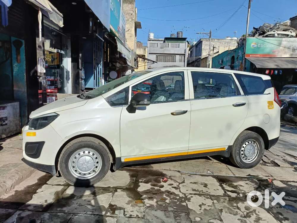 Mahindra Marrazo 2019 Modal