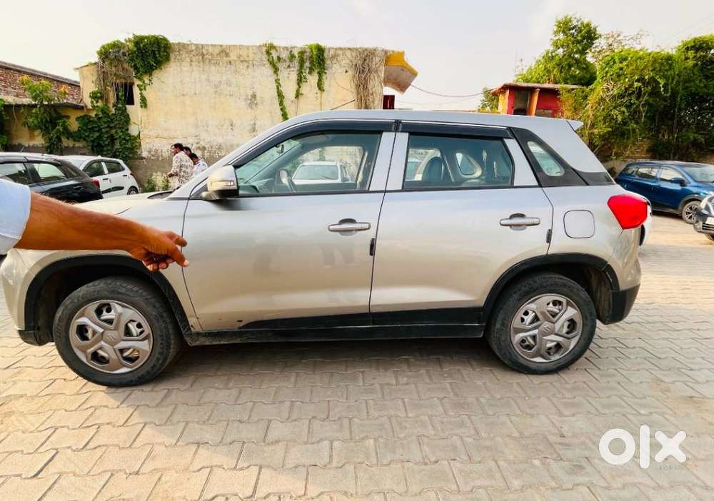 Maruti Suzuki Brezza 1.5 Lxi Smart Hybrid, 2021, Cng & Hybrids
