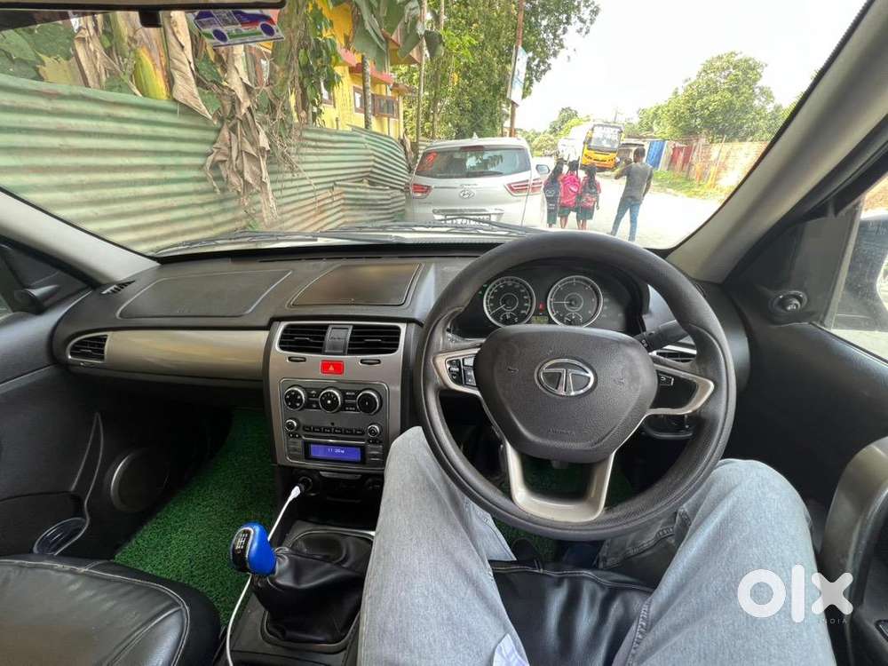 Tata Safari Storme 2017 Diesel 129500 Km Driven