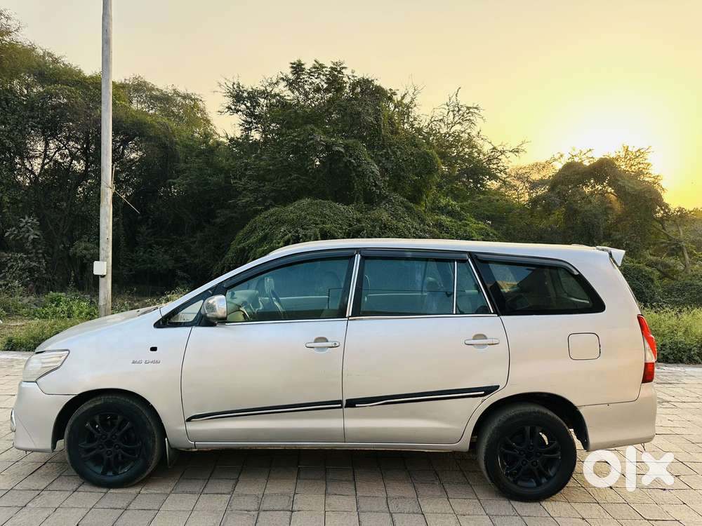 Toyota Innova 2.5 G (diesel) 8 Seater, 2007, Diesel