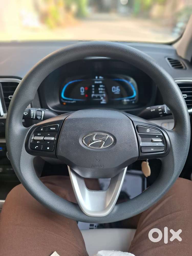 Hyundai Venue 1.2 S (o), 2025, Petrol