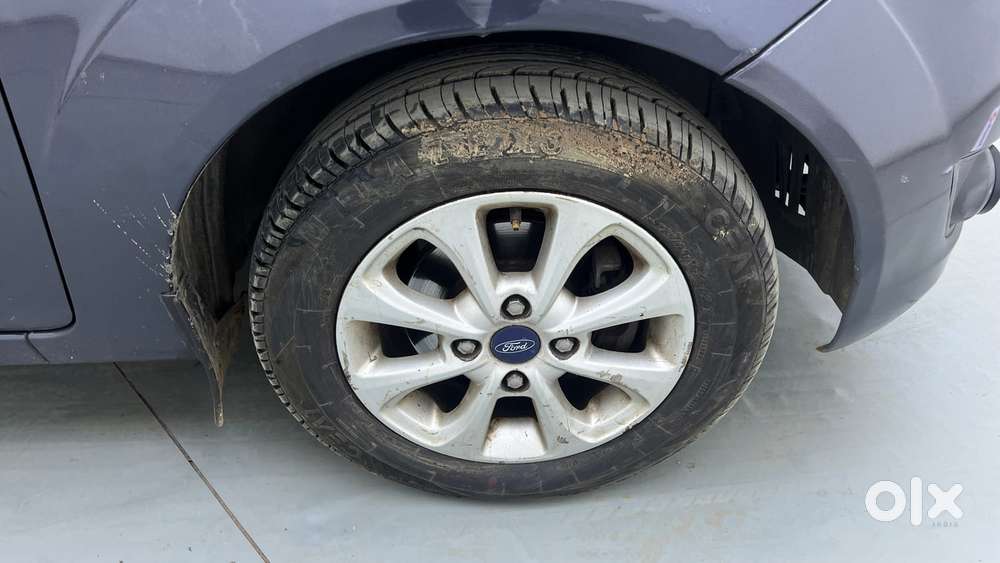 Ford Figo 1.2 Duratec Petrol Titanium, 2012, Petrol
