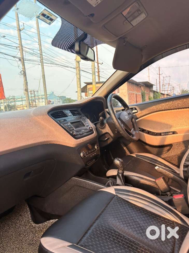 Hyundai I20 1.4 Sportz, 2016, Petrol