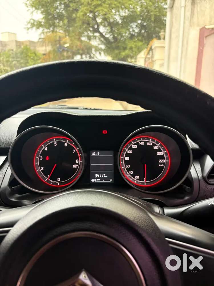 Maruti Suzuki New-gen Swift 2025 Petrol 34111 Km Driven