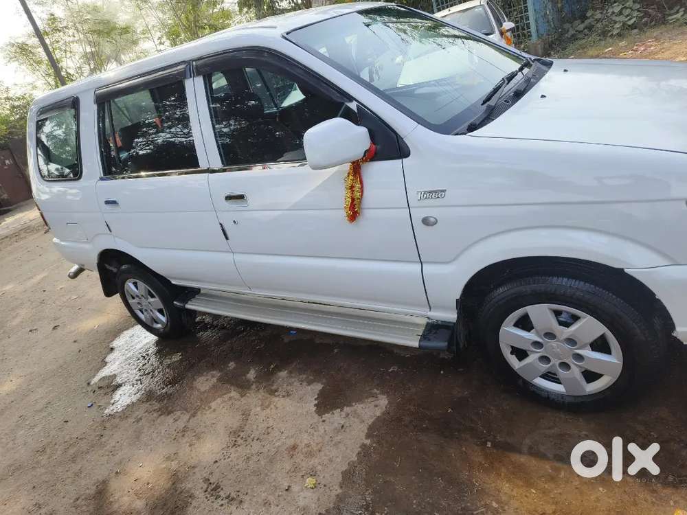 Chevrolet Tavera Neo 2015 ଛାତ୍ର ଇସଃ Very Good କଣ୍ଡିସିଙ୍ଗ ଆନ୍ଦ Very New