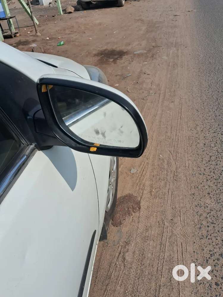 Hyundai Accent Hatchback 2011