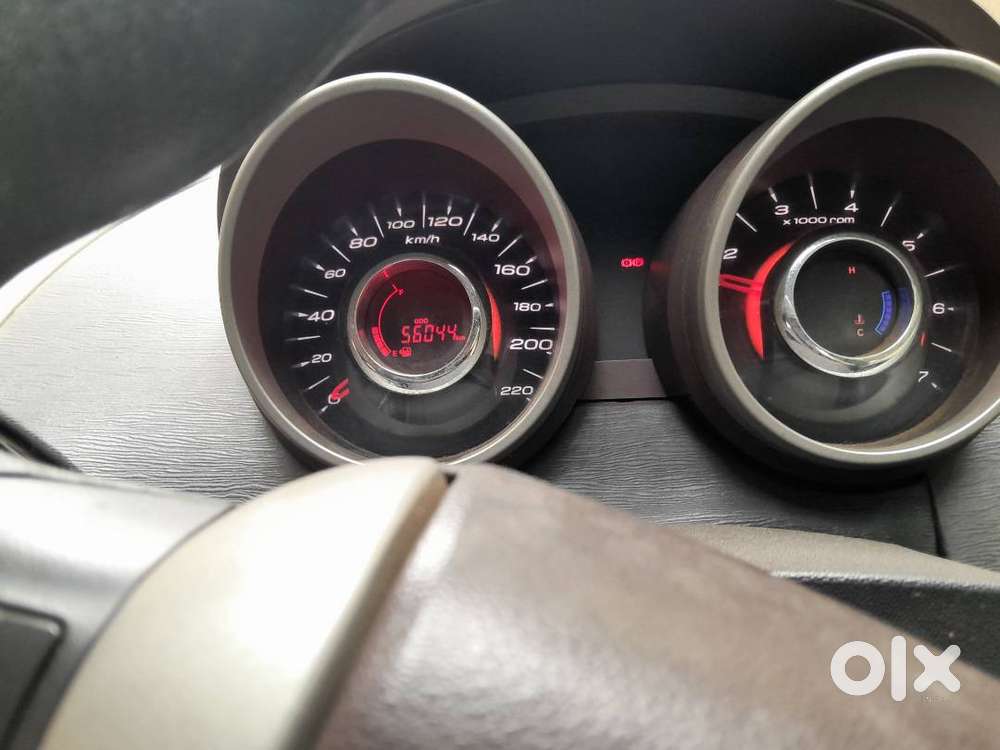 Mahindra Xuv 500 Fwd W6 -slvr 7 Seater 2014