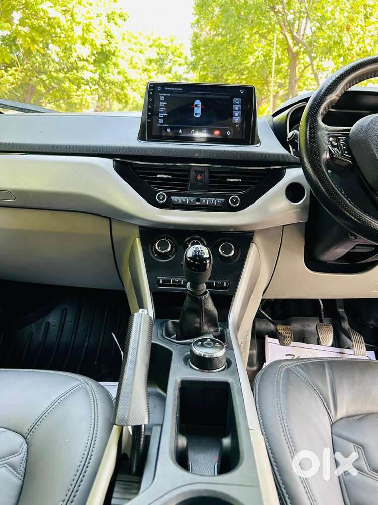 Tata Nexon 1.2 Revotron Xm, 2017, Petrol