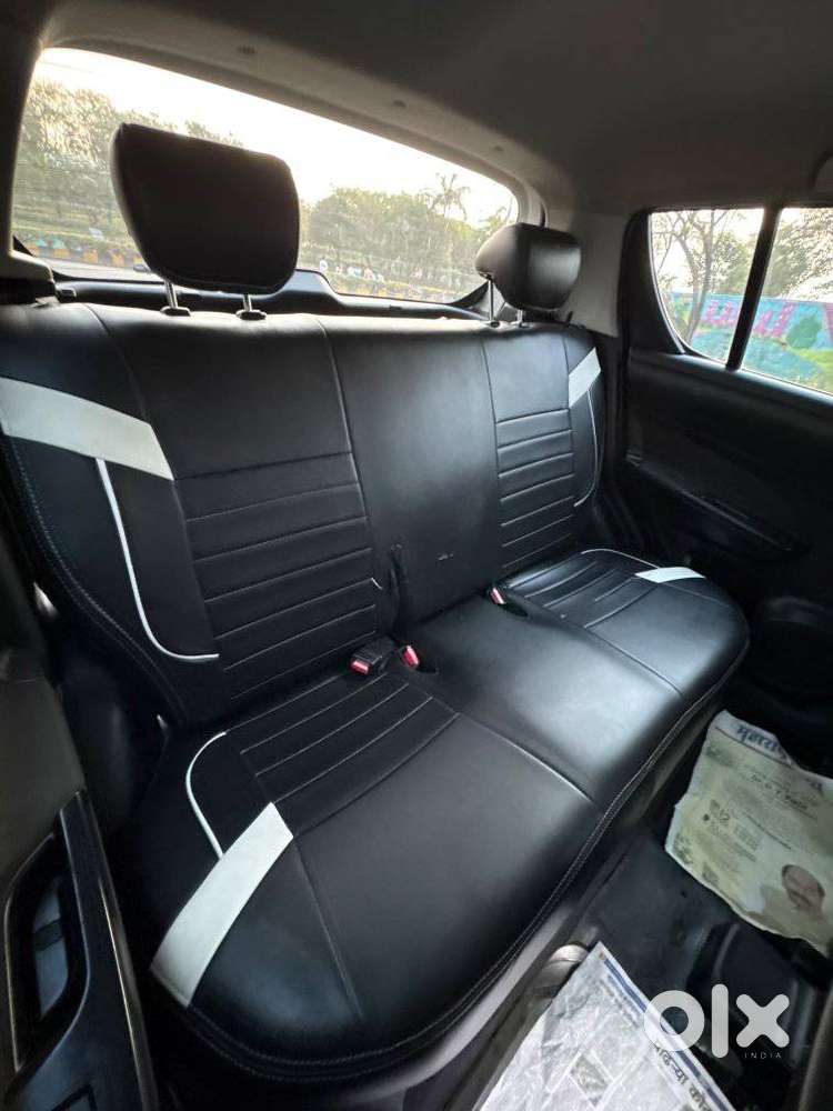 Maruti Suzuki Swift Vxi + Manual, 2012, Petrol