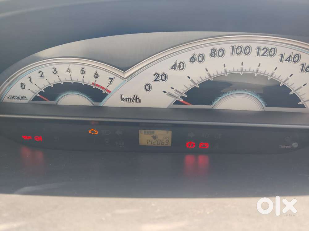 Toyota Etios Liva, 2011, Petrol