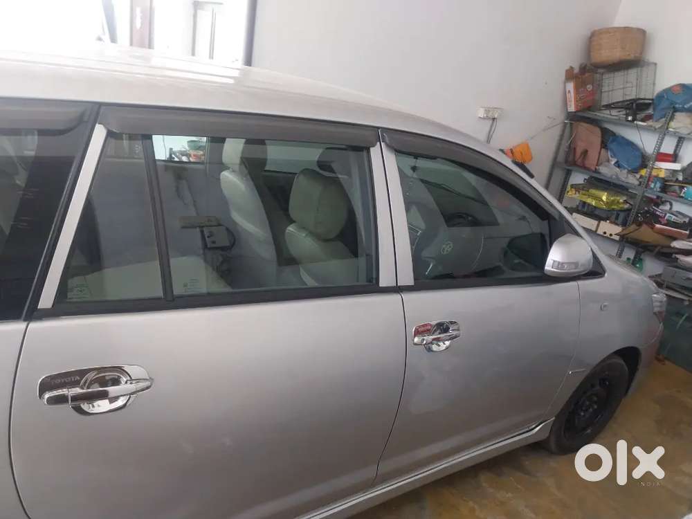 Toyota Innova 2013