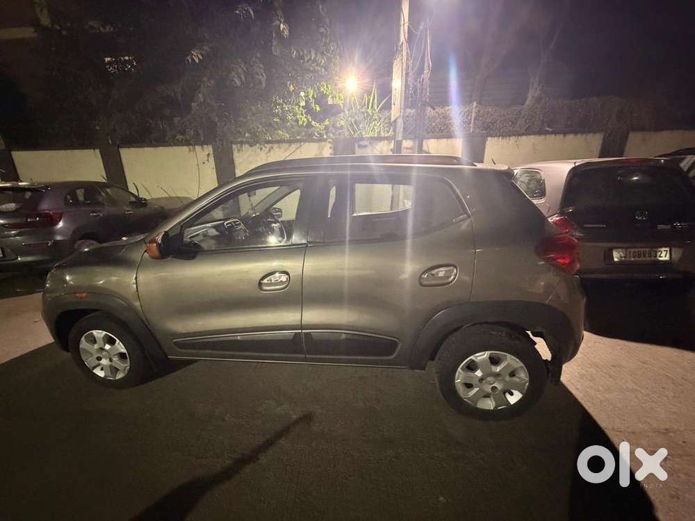Renault Kwid Petrol Well Maintained