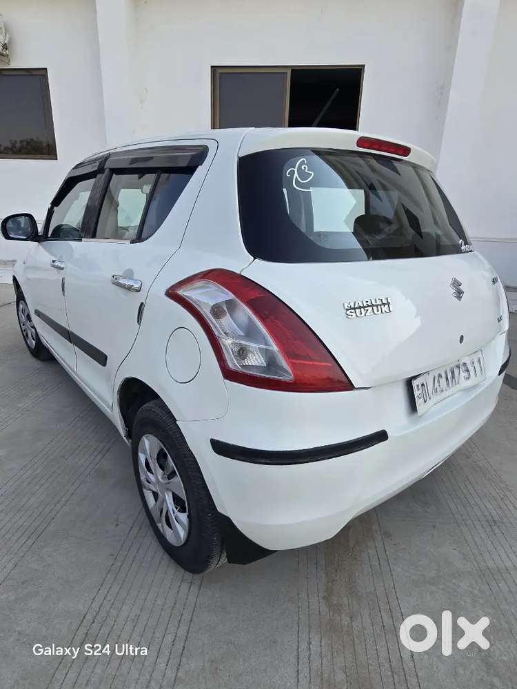 Maruti Suzuki Swift 2011 Cng & Hybrids 66150 Km Driven