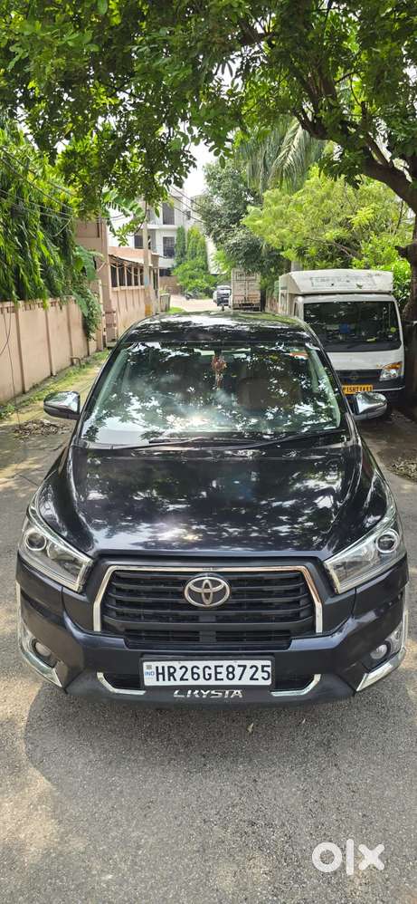 Toyota Innova Crysta 2.8z Automatic, 2022, Diesel