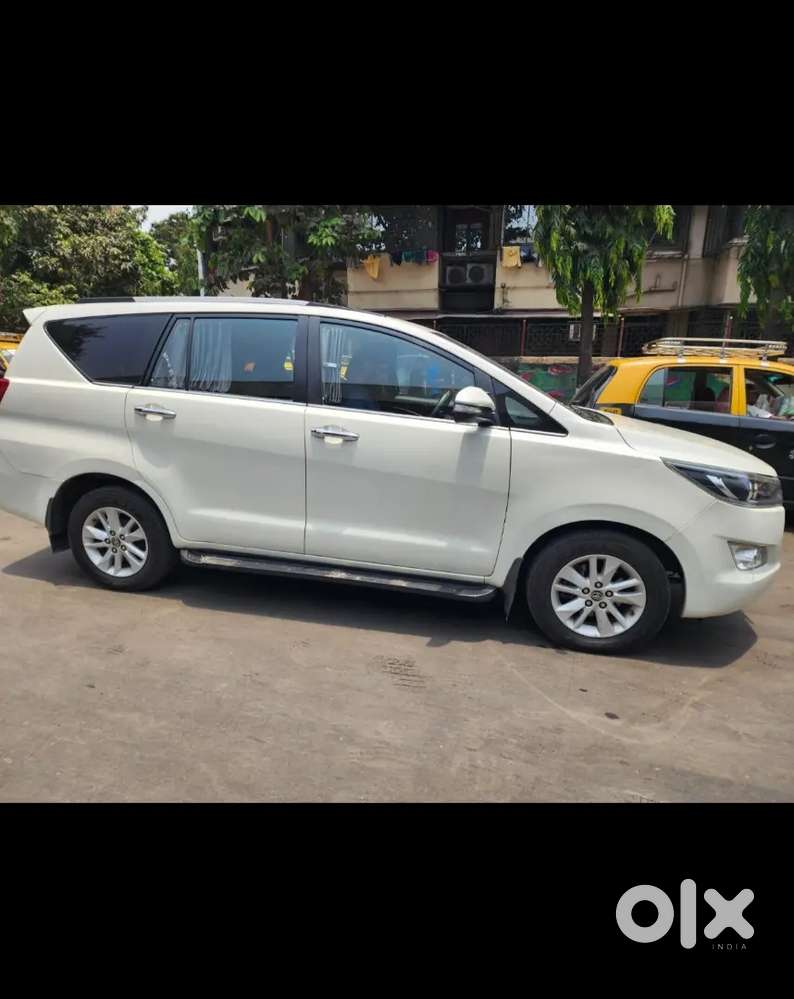 Toyota Innova Crysta 2017 Diesel Mt 8 Str