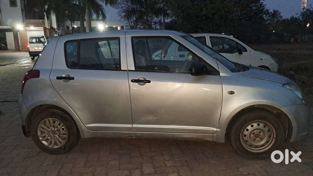 Swift Car 2006 For Sell In Umbergaon