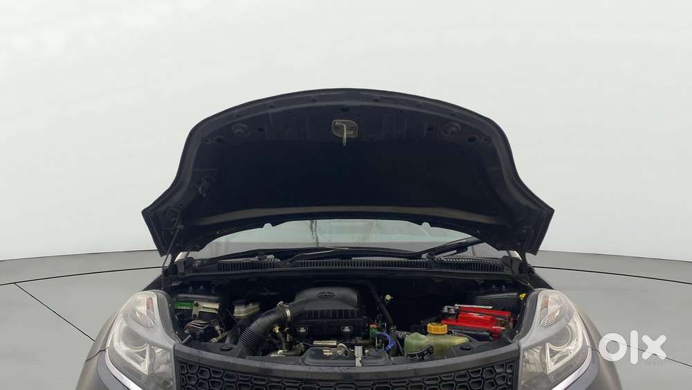 Tata Nexon 1.2 Revotron Xza Plus, 2019, Petrol