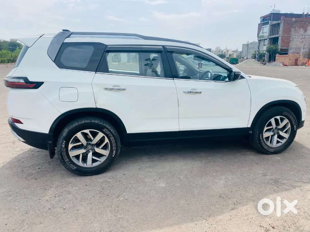 Tata Safari Top Model Xz Plus With Sunroof