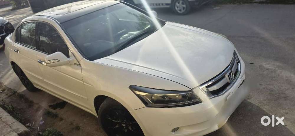 Honda Accord 3.0 V6 Automatic, 2010, Cng & Hybrids