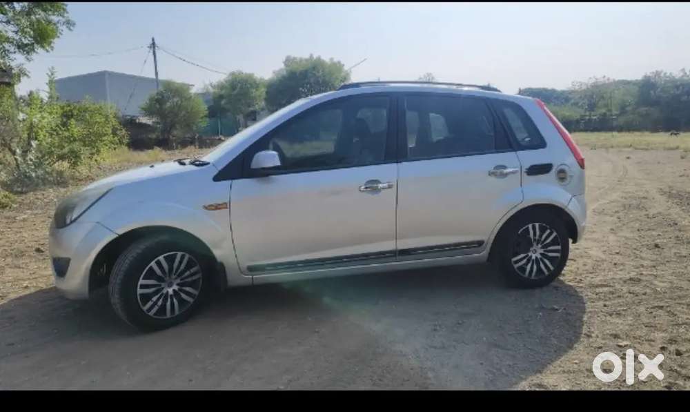 Ford Figo 2010 Cng & Hybrids Good Condition