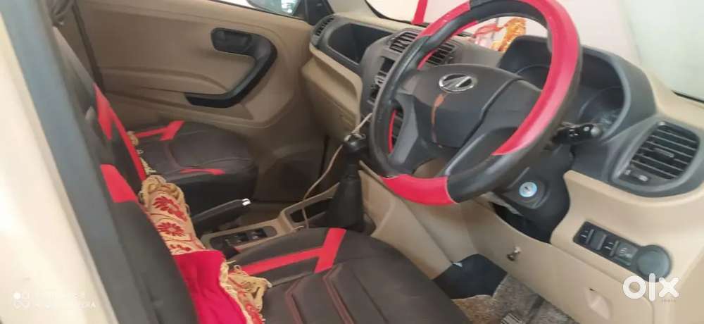 Mahindra Tuv 300 Plus 2018