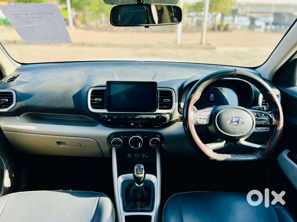 Hyundai Venue Sx (o) Mt 1.5 Diesel, 2023, Diesel