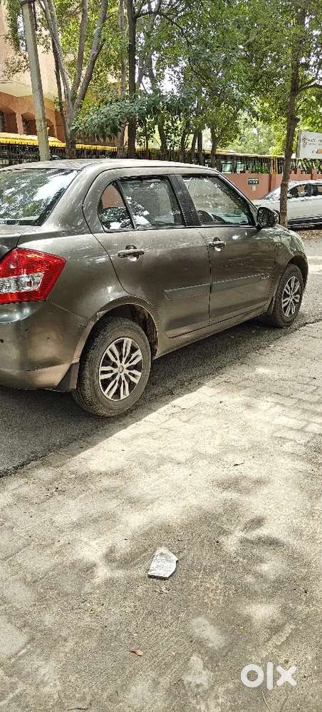 Maruti Suzuki Dzire 1.2 2016