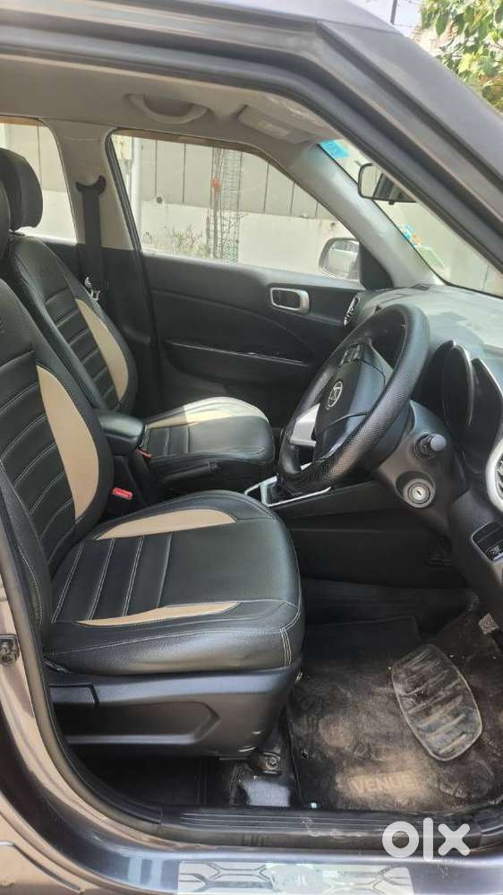Hyundai Venue 1.2 S (o), 2021, Petrol